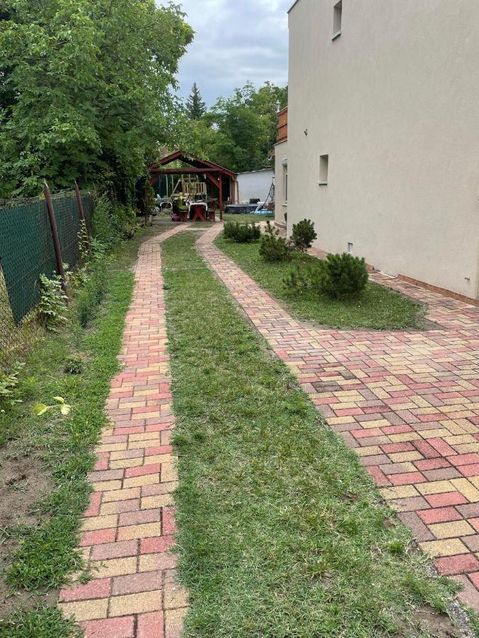 Bodnar Apartman Сиофок Екстериор снимка
