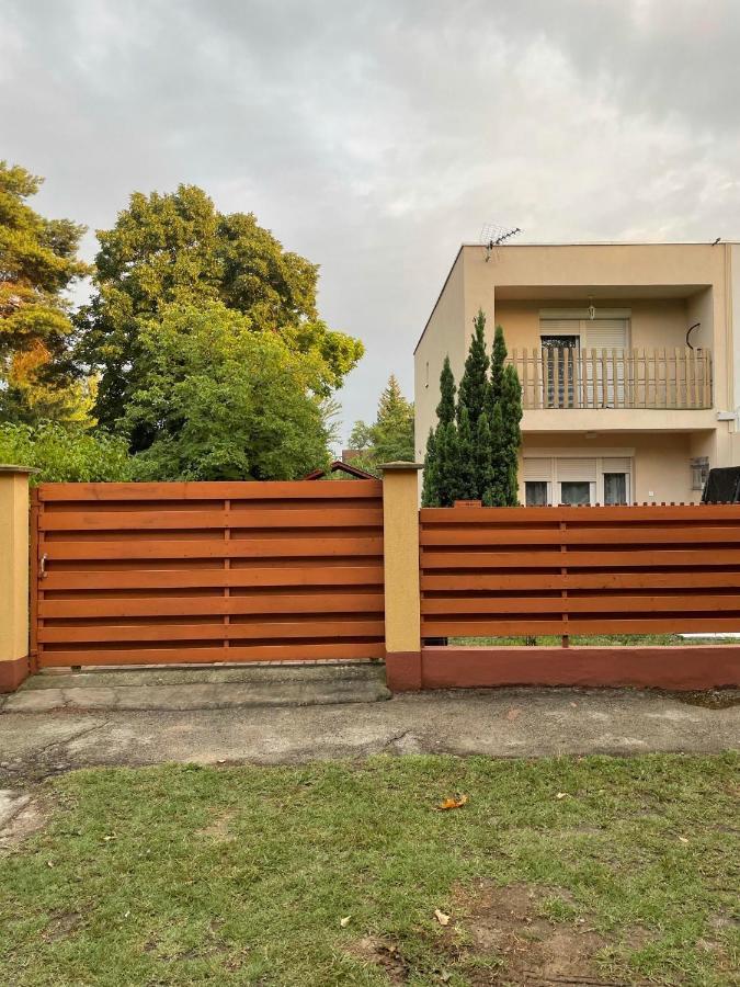 Bodnar Apartman Сиофок Екстериор снимка